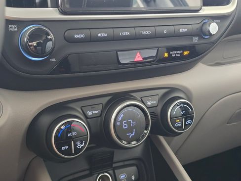 New 2026 Hyundai Venue SEL FWD image 25