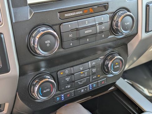 Used 2020 Ford F150 Lariat AWD/4WD image 27