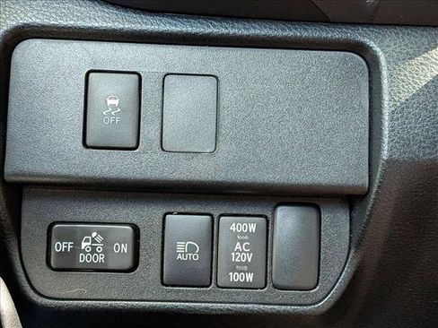 Used 2020 Toyota Tacoma TRD Sport image 13