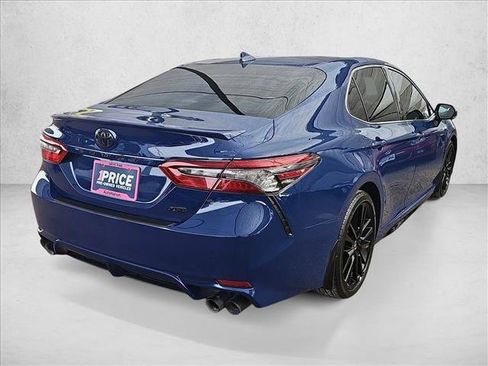 Used 2023 Toyota Camry XSE image 5