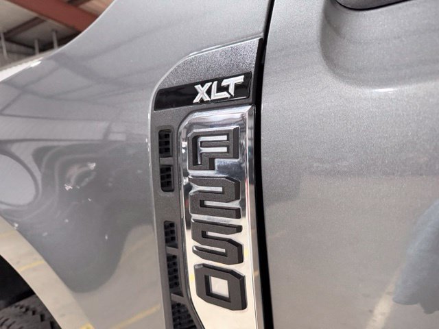 Used 2023 Ford F250 XLT w/ FX4 Off-Road Package AWD/4WD image 33