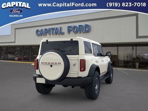 New 2026 Ford Bronco Outer Banks w/ Sasquatch Package AWD/4WD image 8