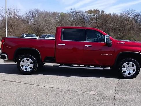 Used 2020 Chevrolet Silverado 2500 LTZ w/ LTZ Premium Package image 9