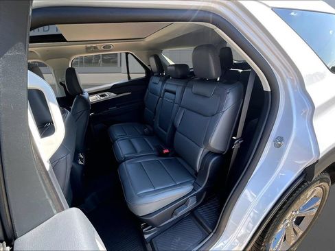 New 2026 Ford Explorer Active w/ Active Comfort Package AWD/4WD image 26