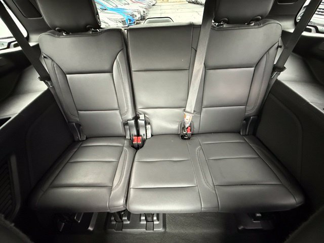 Used 2023 Chevrolet Tahoe LT w/ Luxury Package AWD/4WD image 16