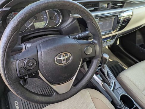 Used 2016 Toyota Corolla LE FWD image 15
