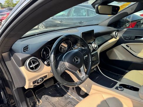 Used 2014 Mercedes-Benz CLA 250 4MATIC image 9