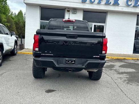 Used 2024 Chevrolet Colorado ZR2 w/ ZR2 Convenience Package III AWD/4WD image 5
