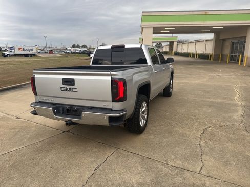 Used 2018 GMC Sierra 1500 SLT image 18