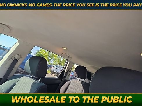 Used 2017 Nissan Pathfinder S AWD/4WD image 16