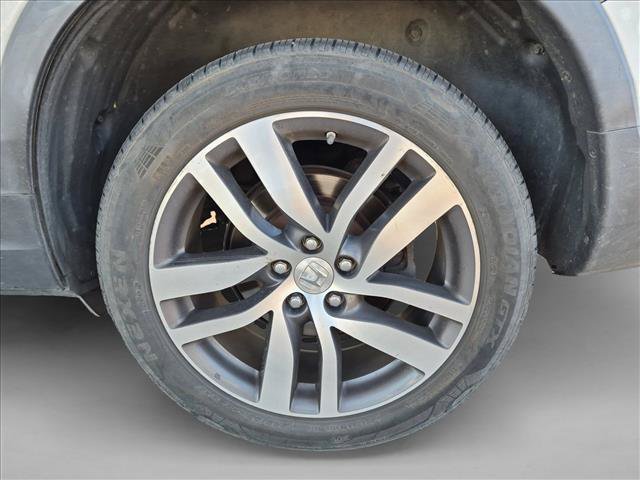 Used 2016 Honda Pilot Touring image 14