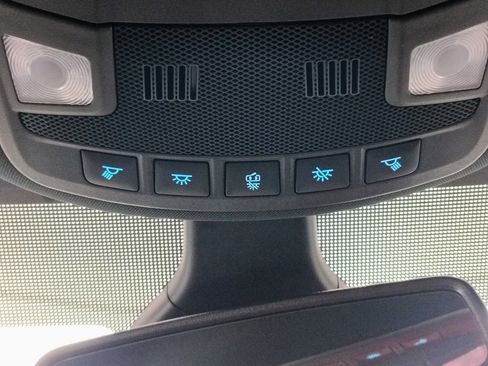 Used 2023 Ford Edge ST image 39