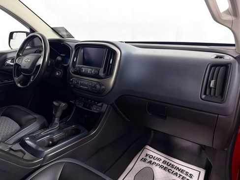 Used 2021 Chevrolet Colorado Z71 AWD/4WD image 28