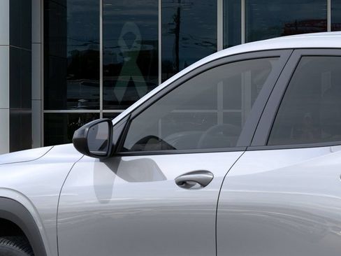 New 2026 Chevrolet Trax RS w/ Sunroof Package FWD image 12