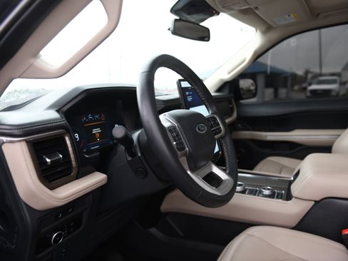Used 2024 Ford Expedition Max Limited image 20