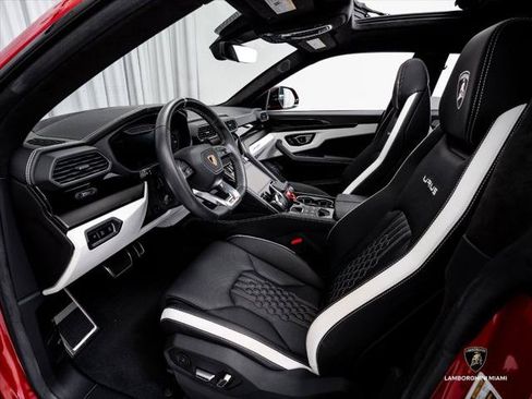 Used 2024 Lamborghini Urus S AWD/4WD image 22