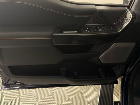 Used 2024 Ford F350 Platinum w/ FX4 Off-Road Package image 24