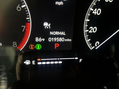 Used 2024 Honda Civic Sport image 25