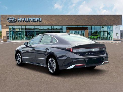 New 2026 Hyundai Sonata SEL FWD image 5