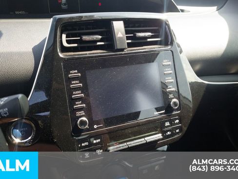 Used 2022 Toyota Prius LE image 8