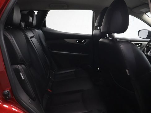 Used 2020 Nissan Rogue Sport SL AWD/4WD image 12