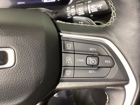 Used 2022 Jeep Grand Cherokee L Limited w/ Trailer Tow Group (B) image 28