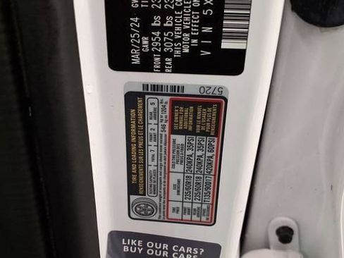 Used 2024 Kia Sorento S image 37