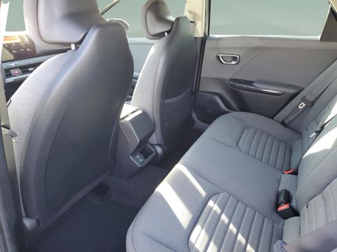 New 2025 Kia K4 EX image 29