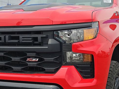 Used 2023 Chevrolet Silverado 1500 Custom Trail Boss AWD/4WD image 7