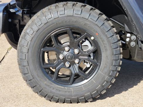 New 2026 Jeep Gladiator Sport image 10