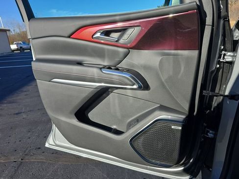 New 2026 Chevrolet Traverse Z71 w/ Enhanced Driving Package image 29