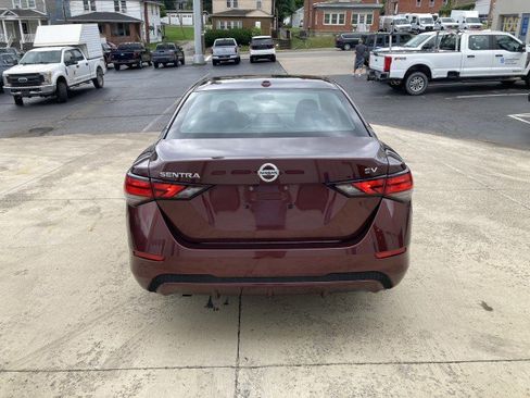 Used 2022 Nissan Sentra SV FWD image 11