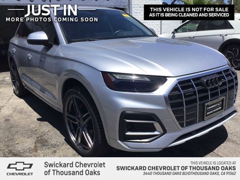 Used 2021 Audi Q5 2.0T Premium w/ Convenience Package AWD/4WD image 1