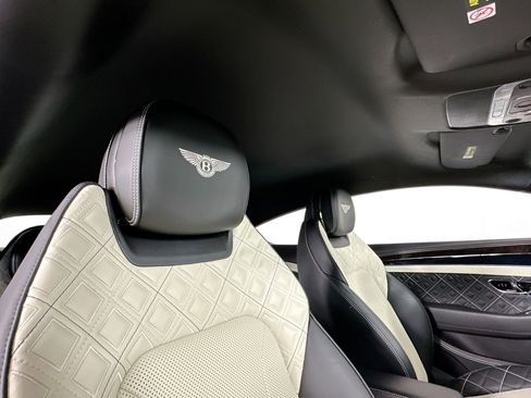 Certified 2020 Bentley Continental GT V8 image 23