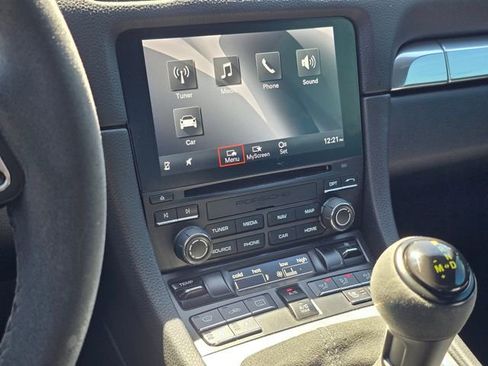 Used 2019 Porsche 718 Cayman RWD image 23