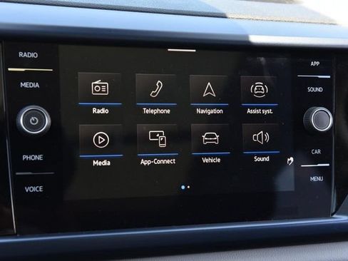 Certified 2023 Volkswagen Taos SE w/ Panoramic Sunroof Package AWD/4WD image 14