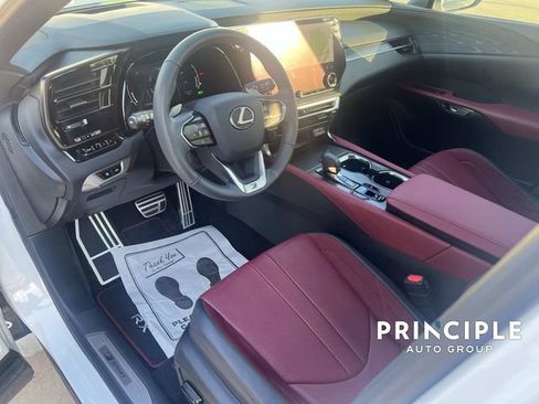 Used 2024 Lexus RX 500h F Sport w/ Cold Area Package AWD/4WD image 16