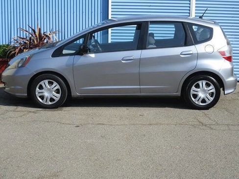 Used 2010 Honda Fit image 6