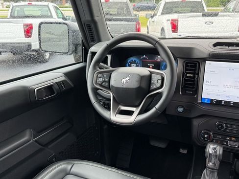 New 2025 Ford Bronco Badlands AWD/4WD image 11