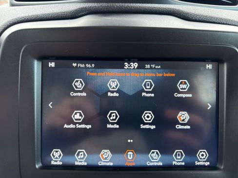 Used 2019 Jeep Renegade Trailhawk image 46