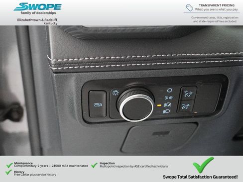 Used 2025 Ford Mustang Premium RWD image 18