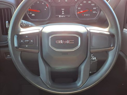 Used 2022 GMC Sierra 2500 Pro w/ Convenience Package image 16