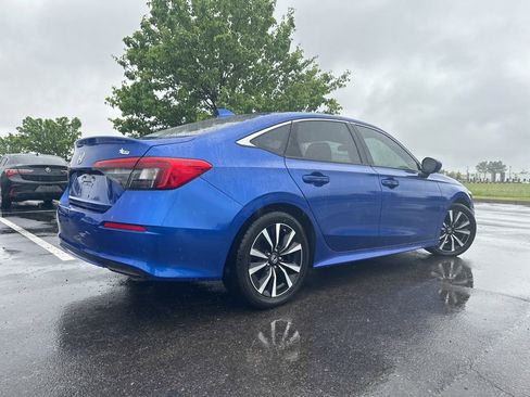 Used 2023 Honda Civic EX image 11