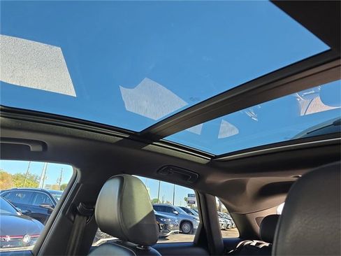 Used 2017 Audi Q3 2.0T Prestige w/ Prestige Package image 24