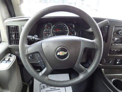 Used 2024 Chevrolet Express 2500 w/ Driver Convenience Package image 20