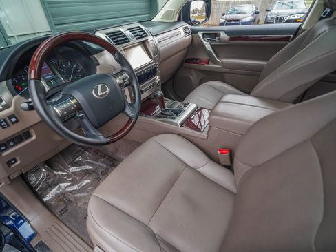 Used 2019 Lexus GX 460 Premium image 11