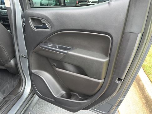 Used 2021 Chevrolet Colorado LT w/ Redline Special Edition RWD image 15