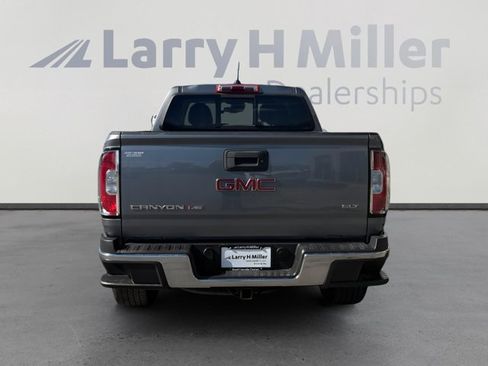 Used 2018 GMC Canyon SLT w/ Driver Alert Package AWD/4WD image 4