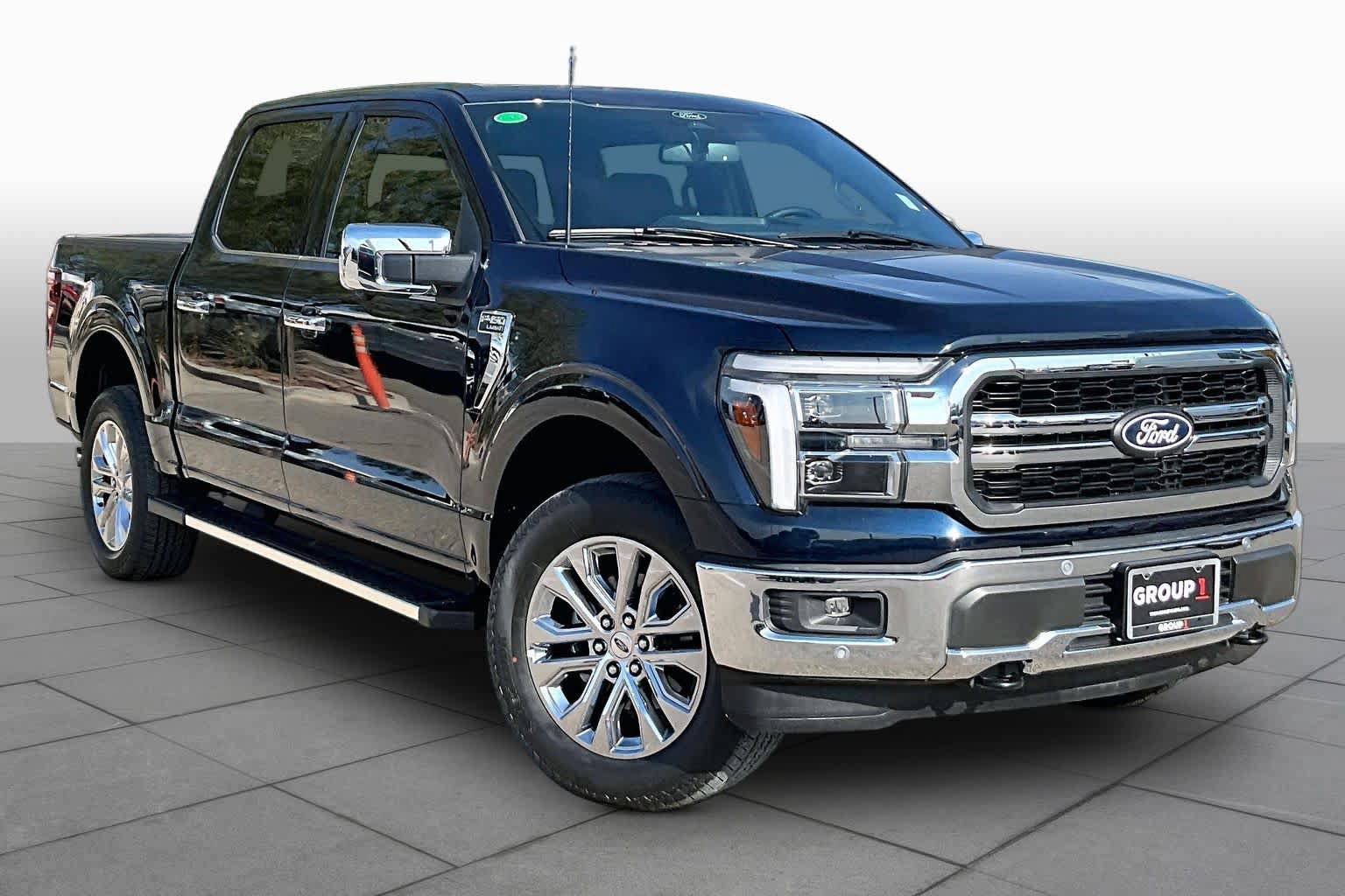 Used 2025 Ford F150 Lariat w/ Equipment Group 502A High AWD/4WD image 2