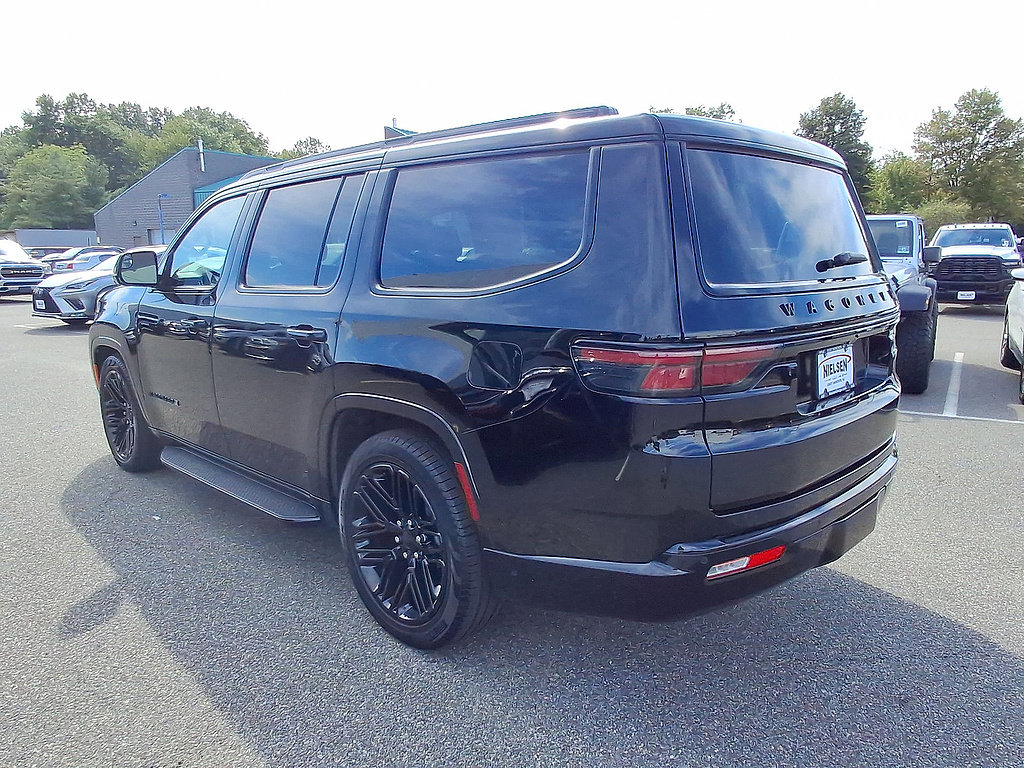 Used 2024 Jeep Wagoneer Series II w/ Convenience Group I AWD/4WD image 6